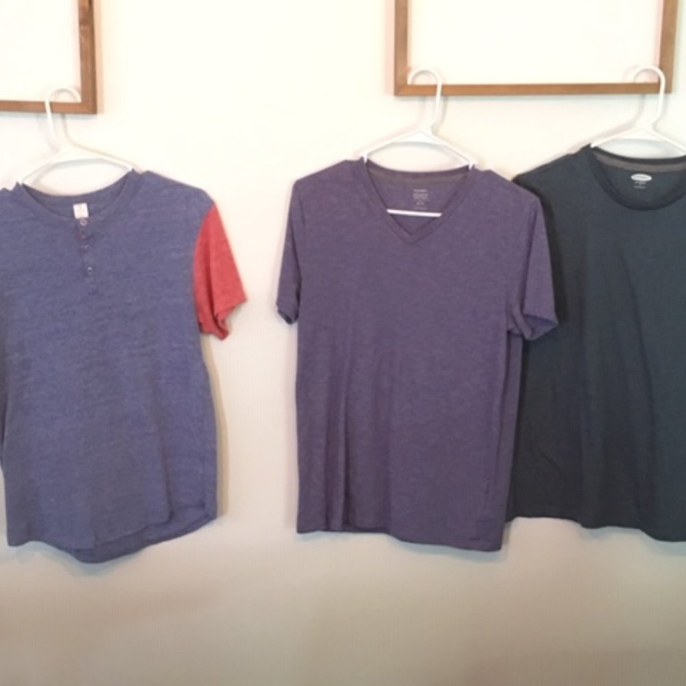 T-shirts (3)